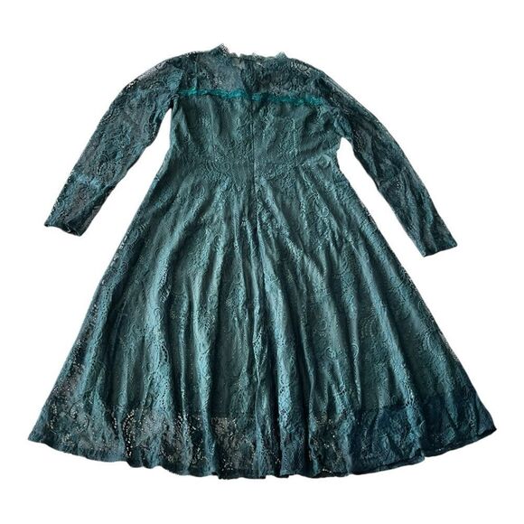 Lai Meng Five Cats Floral Lace A-line Elegant Floral Lace Midi Dress - Picture 7 of 8